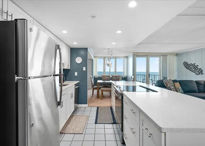 Direct Ocean Front 3 Bedroom In Quay With Indoor & Outdoor Pools! * Ocean Stadt