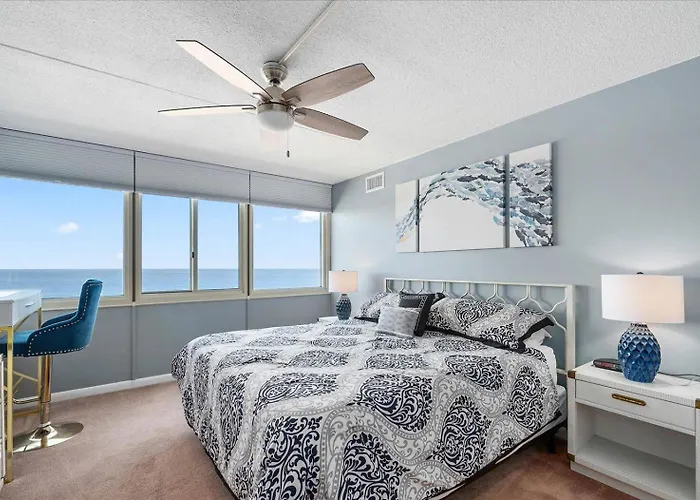 Direct Ocean Front 3 Bedroom In Quay With Indoor & Outdoor Pools!