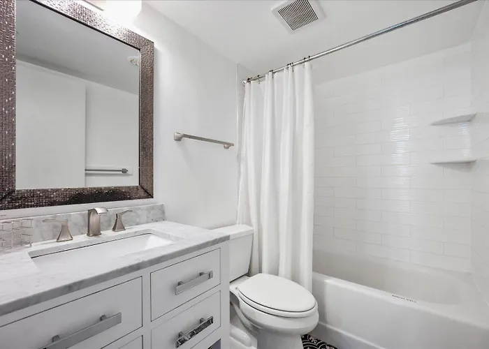 Direct Ocean Front 3 Bedroom In Quay With Indoor & Outdoor Pools! * Ocean Stadt