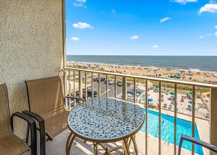 Direct Ocean Front 3 Bedroom In Quay With Indoor & Outdoor Pools! * Ocean Stadt